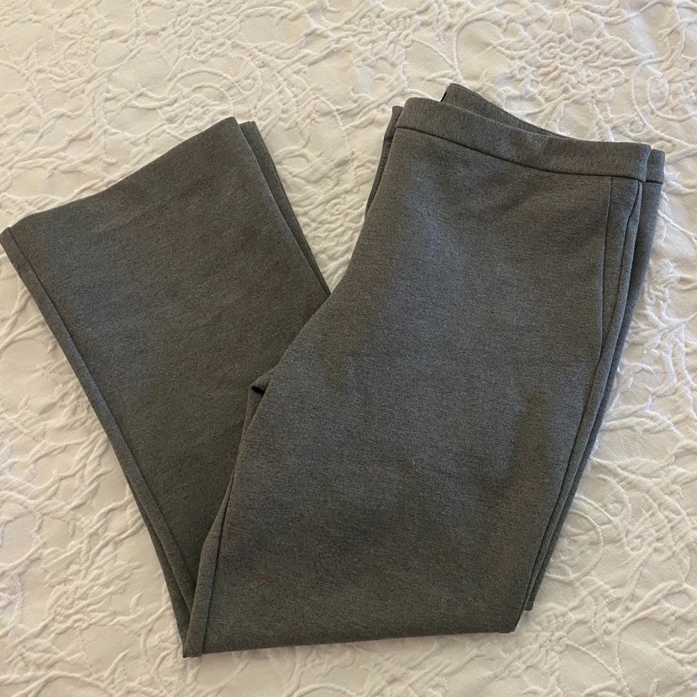 Max & Mia Heather Gray Cropped Flare Pants NEW